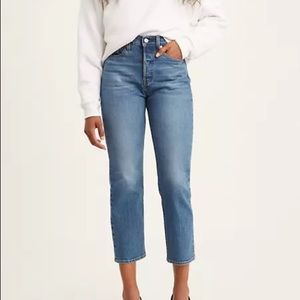 Levi’s Wedgie jean